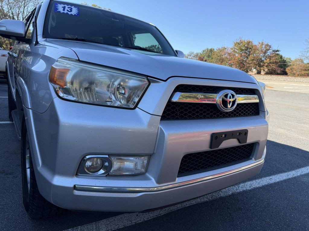 2013 Toyota 4Runner Image 11