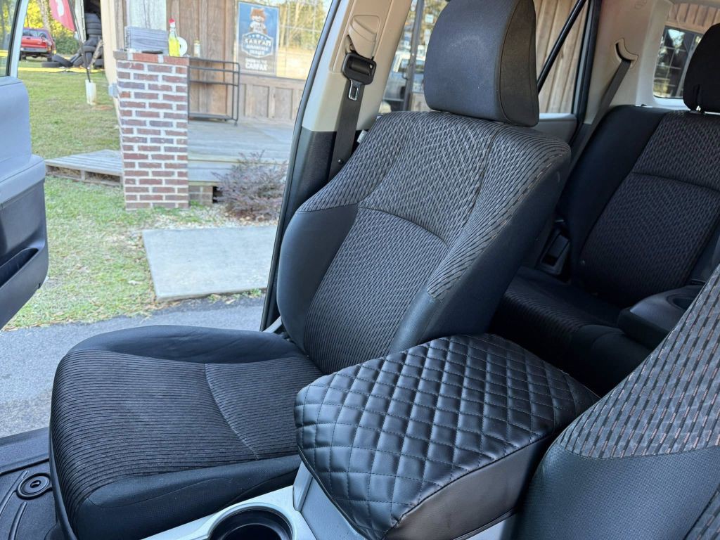 2013 Toyota 4Runner Image 18