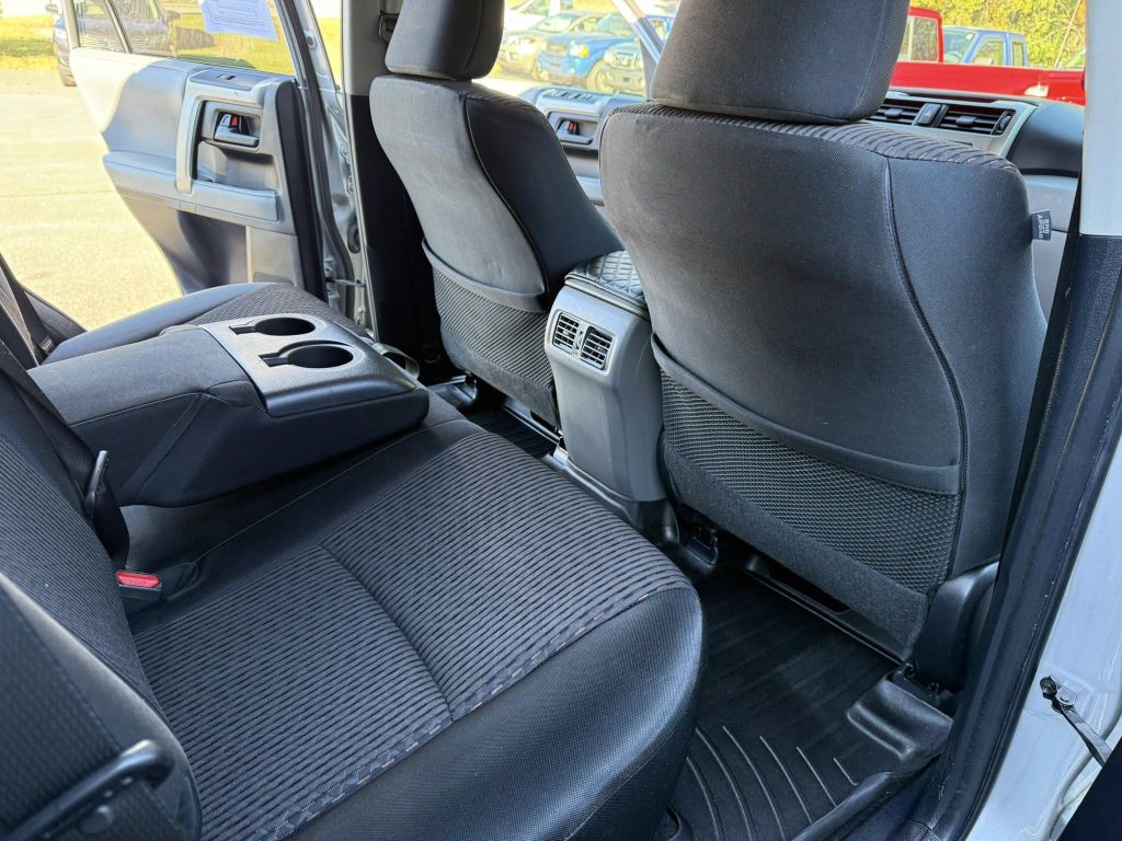 2013 Toyota 4Runner Image 27