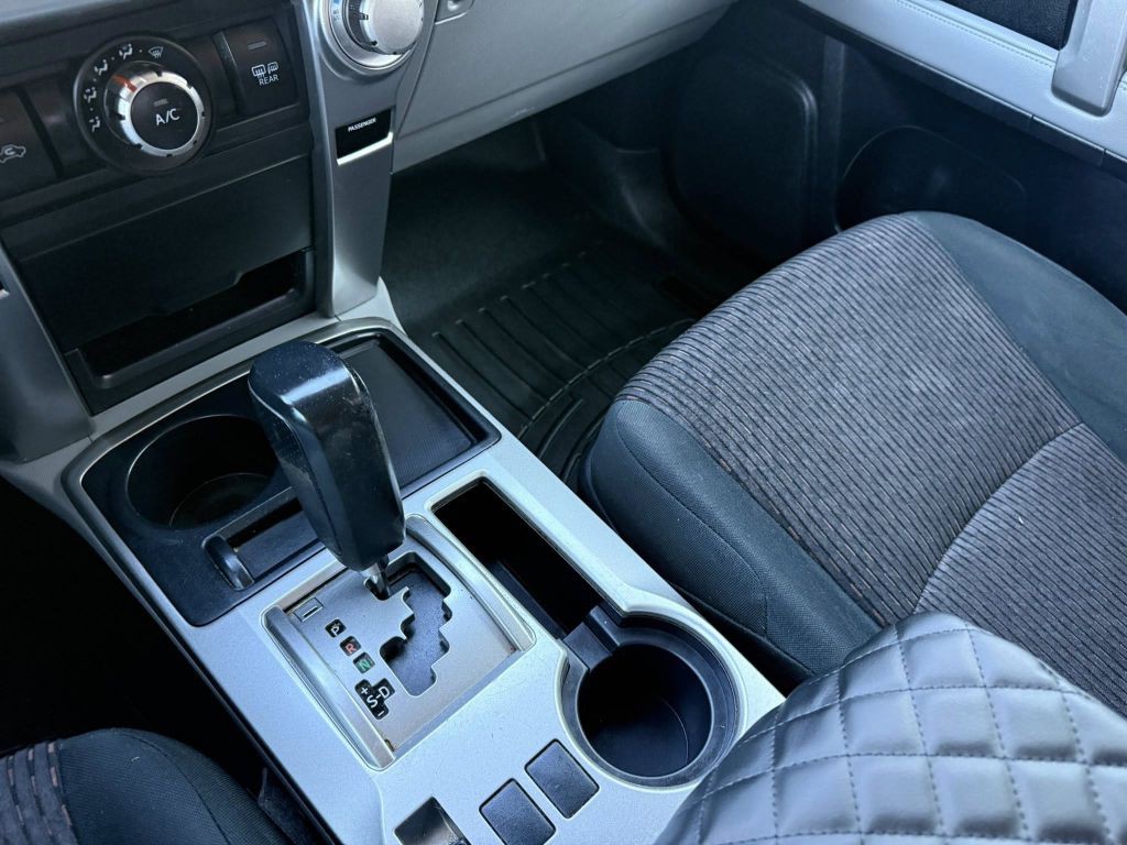 2013 Toyota 4Runner Image 29