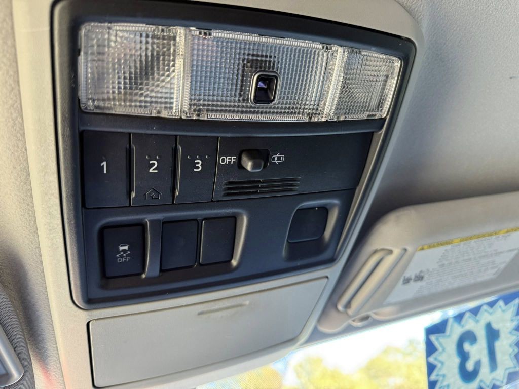 2013 Toyota 4Runner Image 39