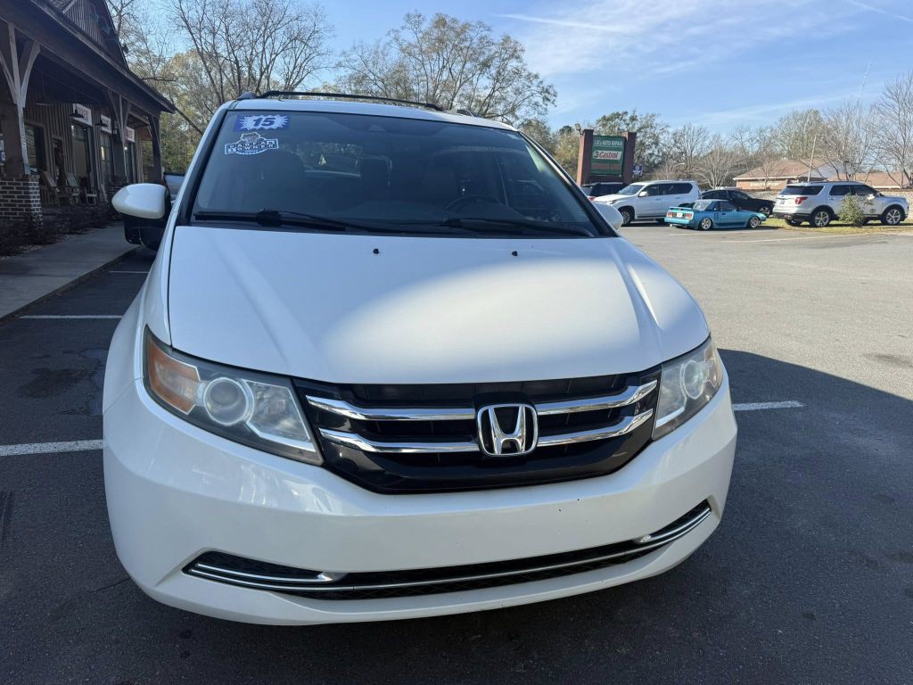 2015 Honda Odyssey Image 2