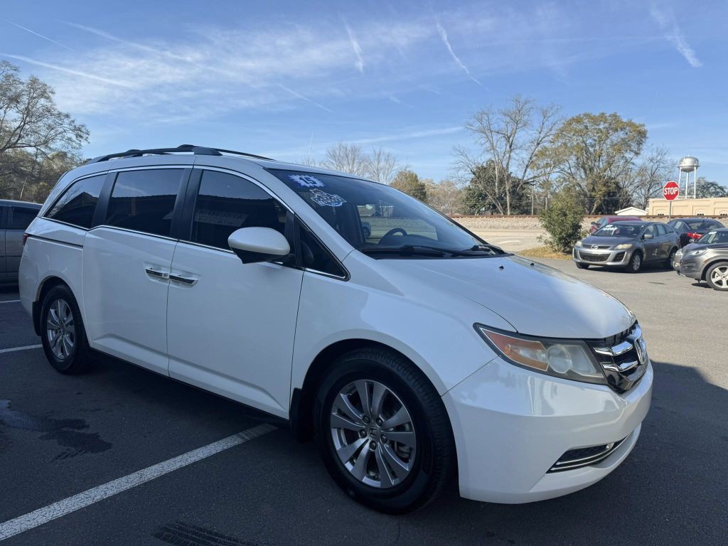 2015 Honda Odyssey Image 3