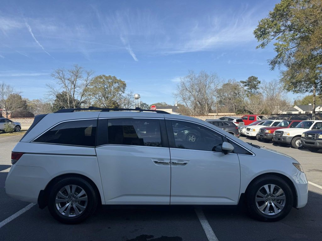 2015 Honda Odyssey Image 4