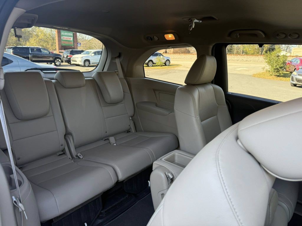 2015 Honda Odyssey Image 23