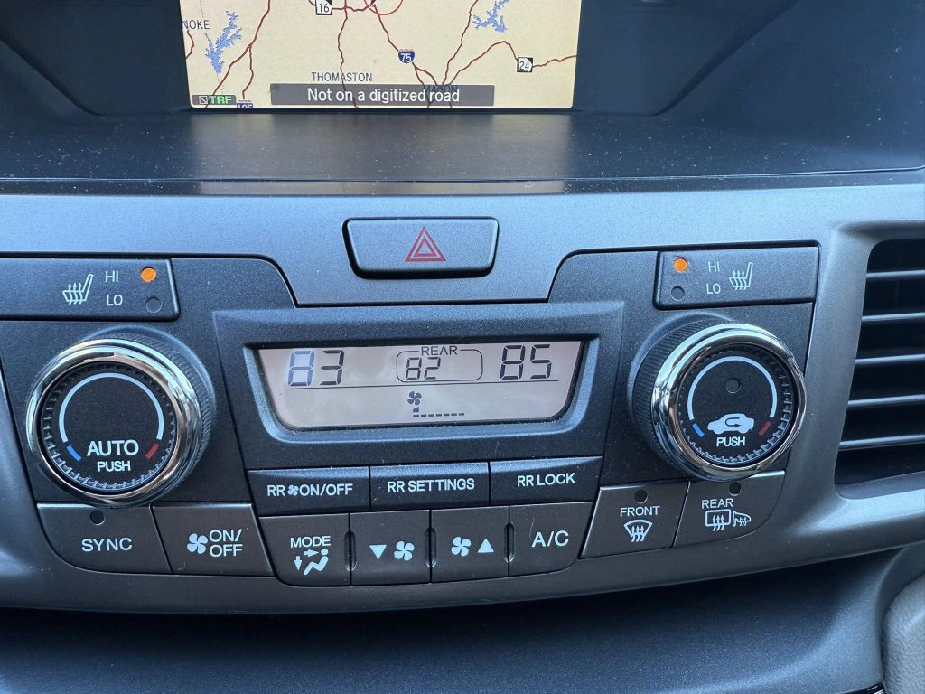 2015 Honda Odyssey Image 34