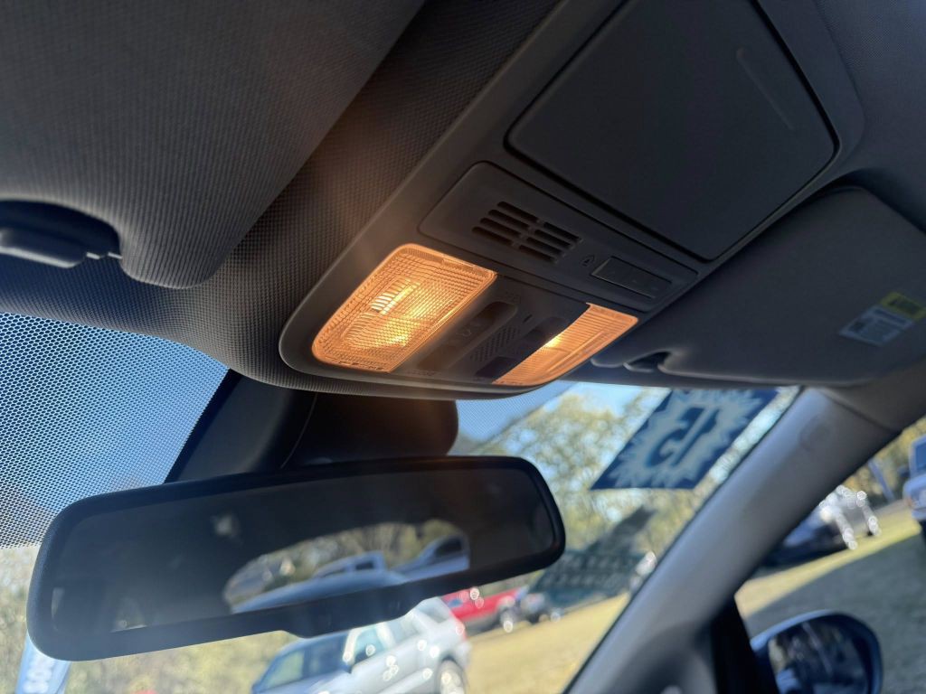 2015 Honda Odyssey Image 39