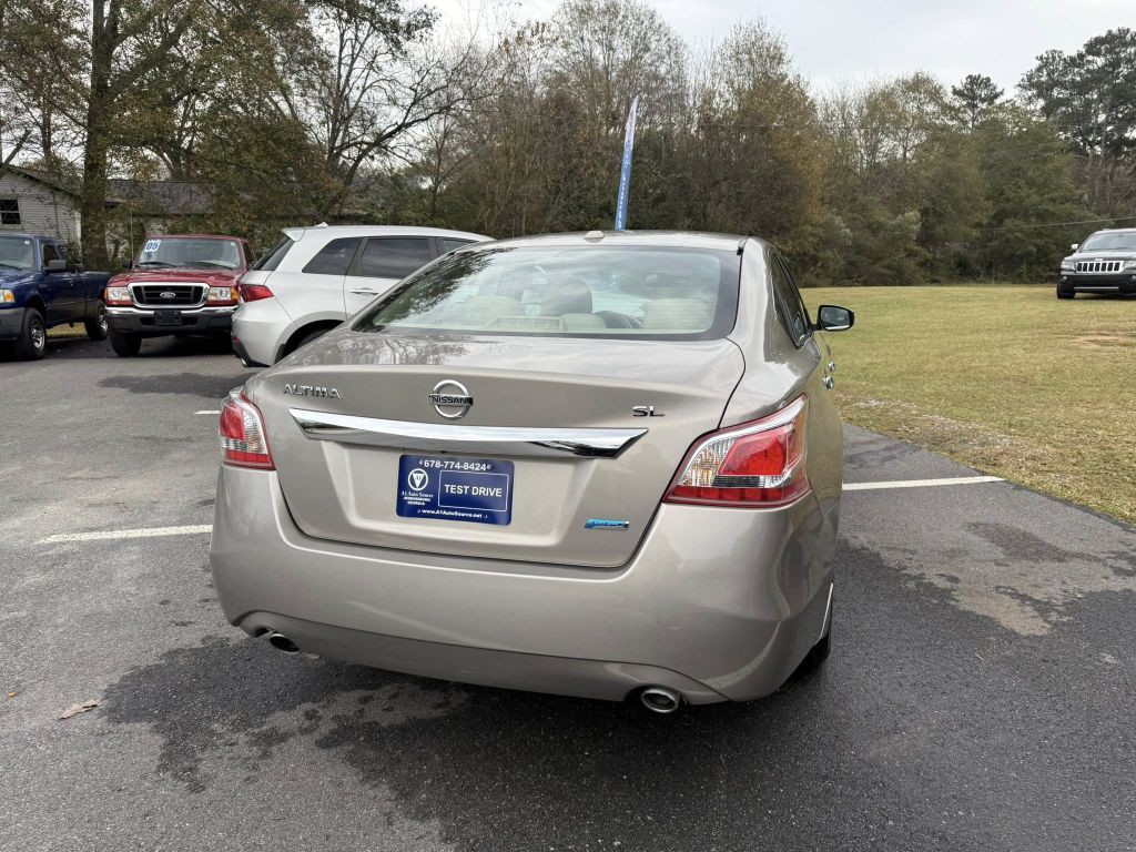 2013 Nissan Altima Image 5