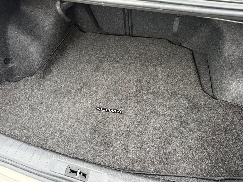 2013 Nissan Altima Image 11