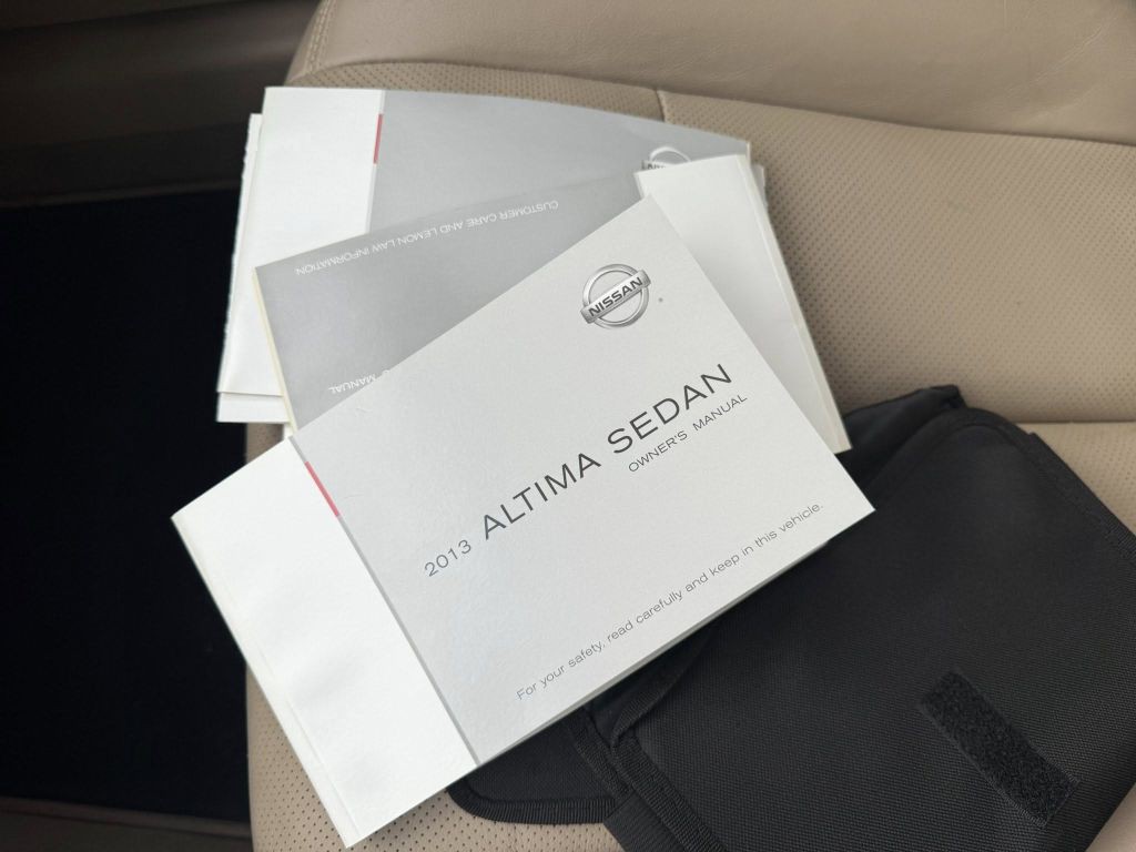 2013 Nissan Altima Image 28
