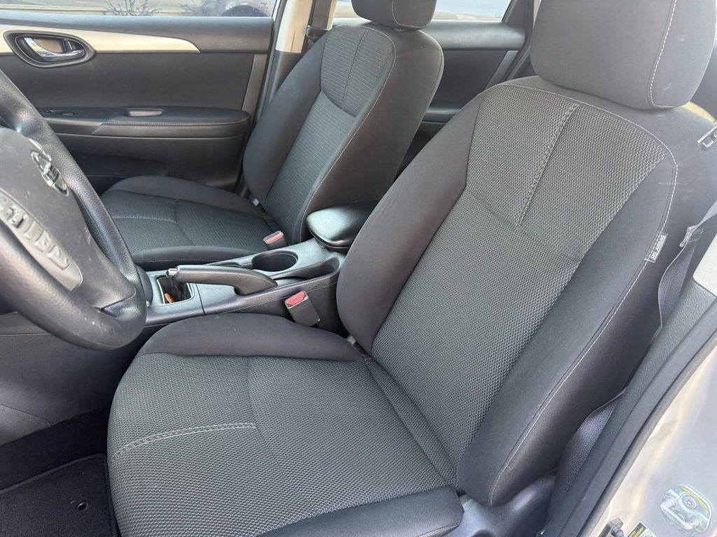 2016 Nissan Sentra Image 20