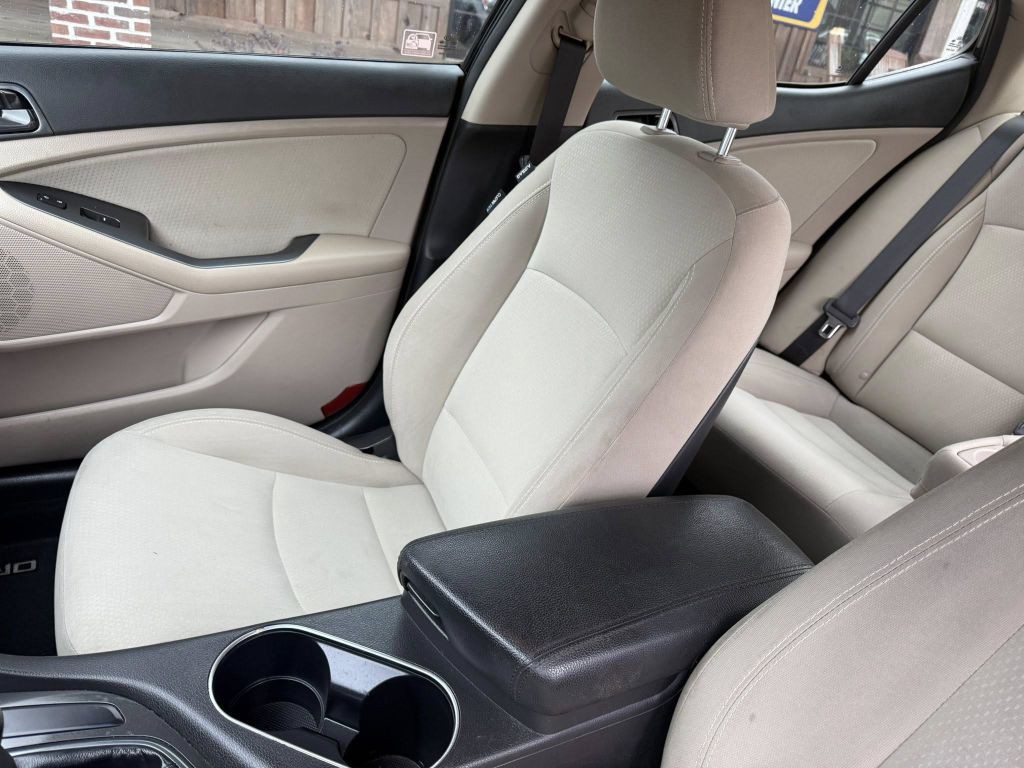 2015 Kia Optima Image 16