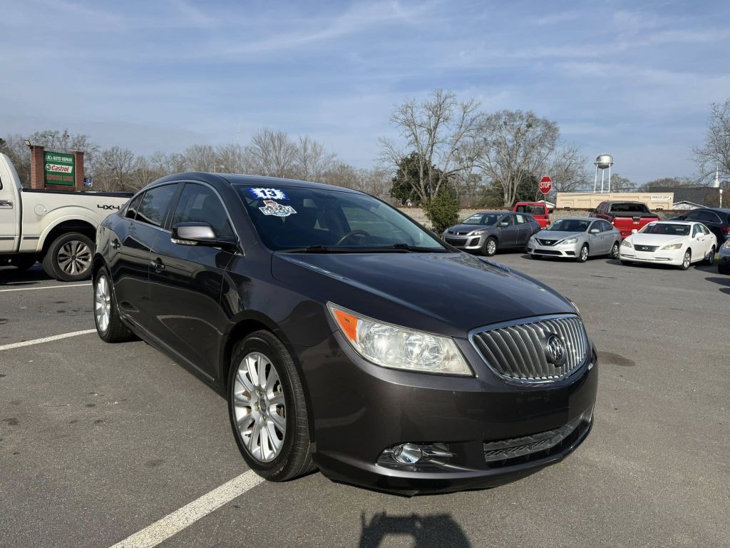 2013 Buick Lacrosse Image 3