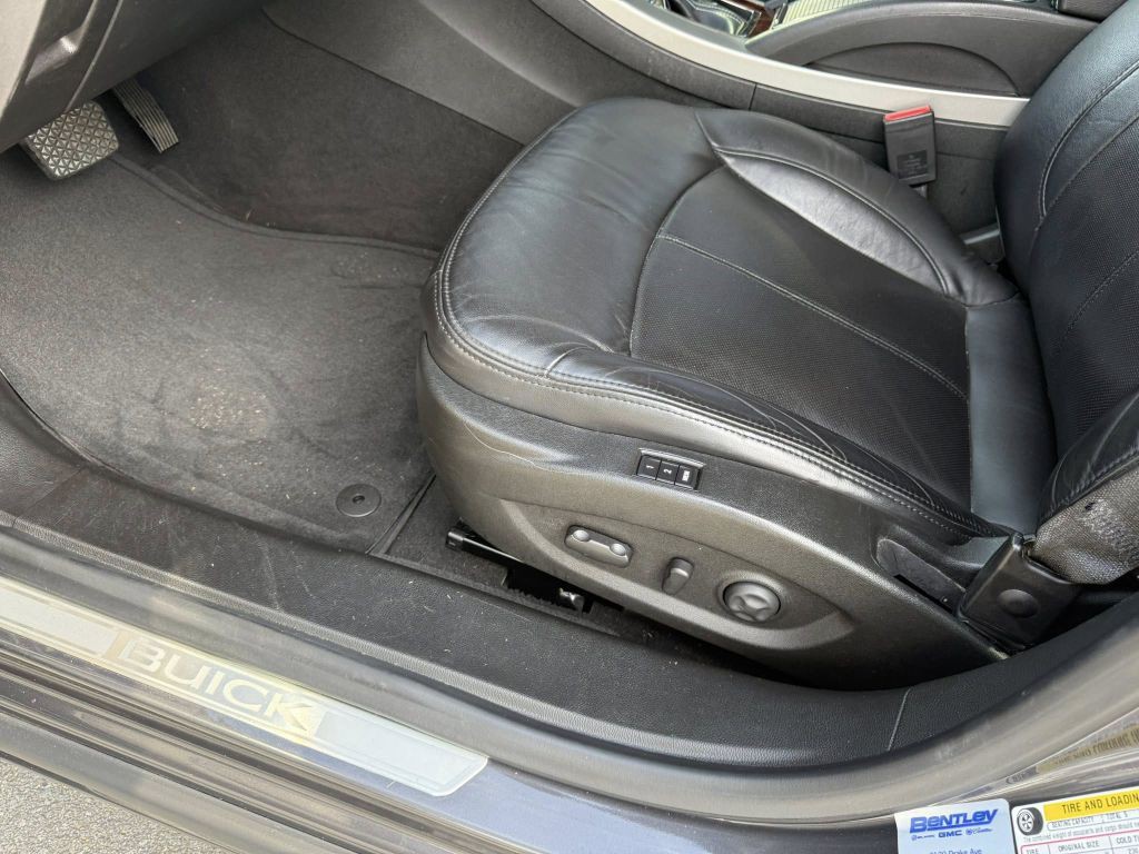 2013 Buick Lacrosse Image 15