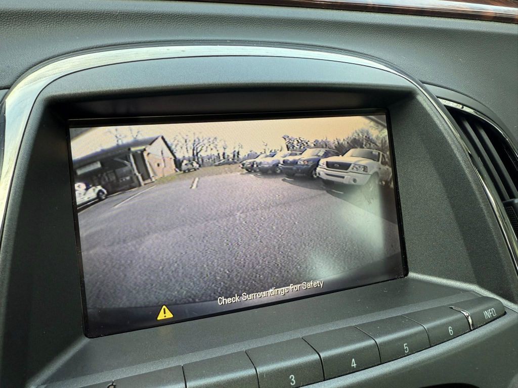 2013 Buick Lacrosse Image 24