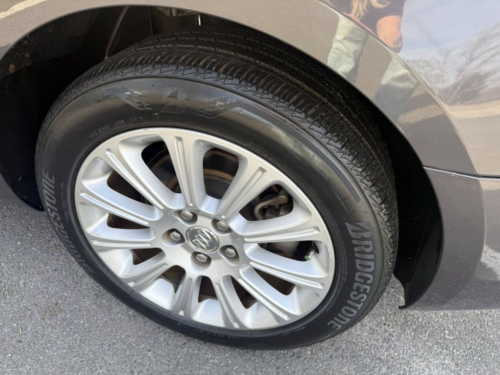 2013 Buick Lacrosse Image 33
