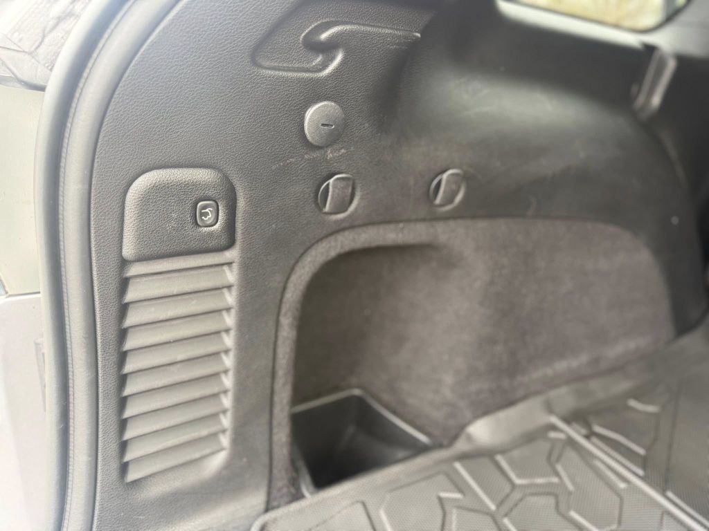 2018 Jeep Grand Cherokee Image 15