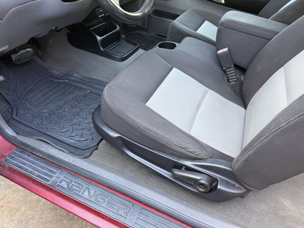 2004 Ford Ranger Image 21