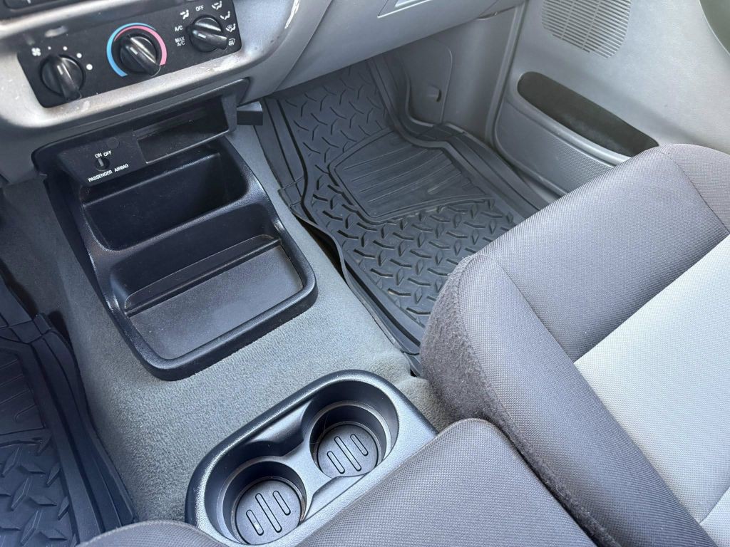 2004 Ford Ranger Image 22