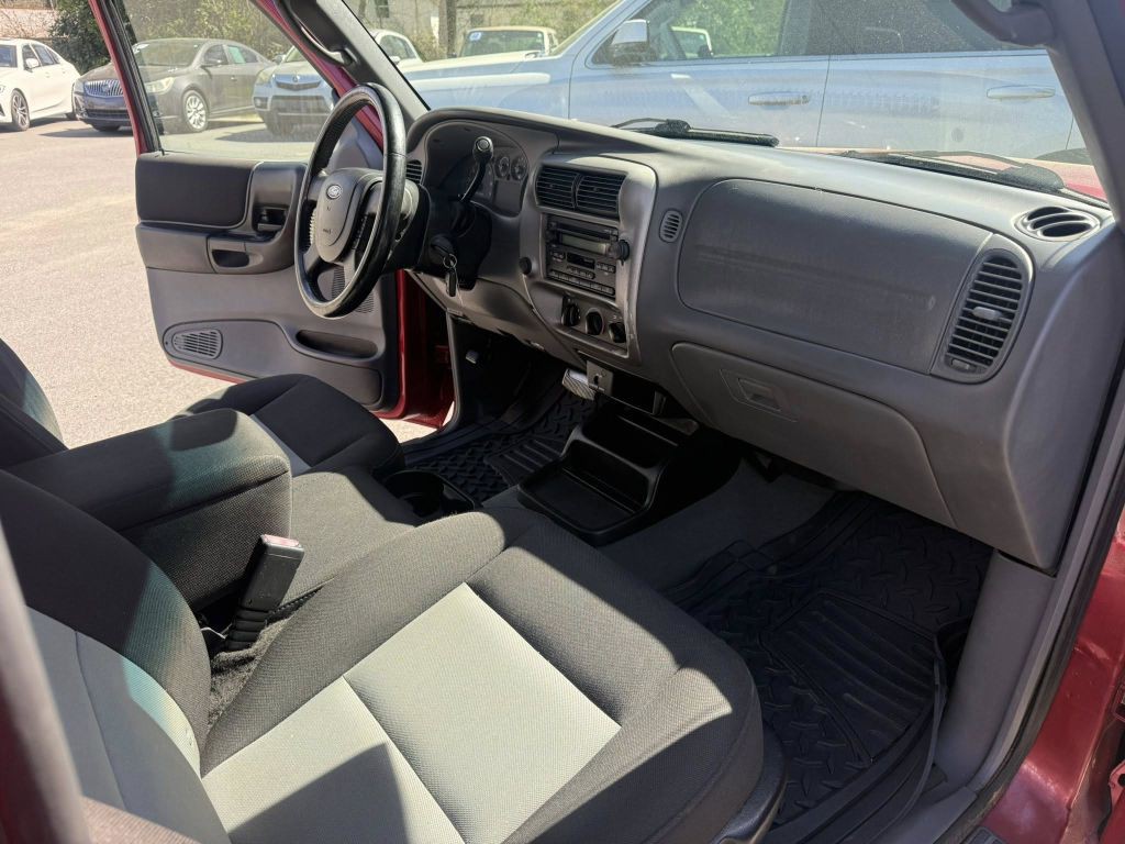 2004 Ford Ranger Image 25