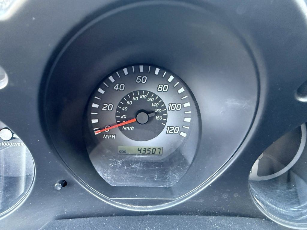 2003 Nissan Frontier Image 22