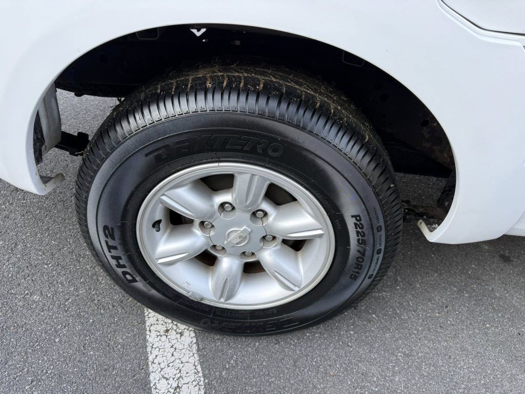 2003 Nissan Frontier Image 34