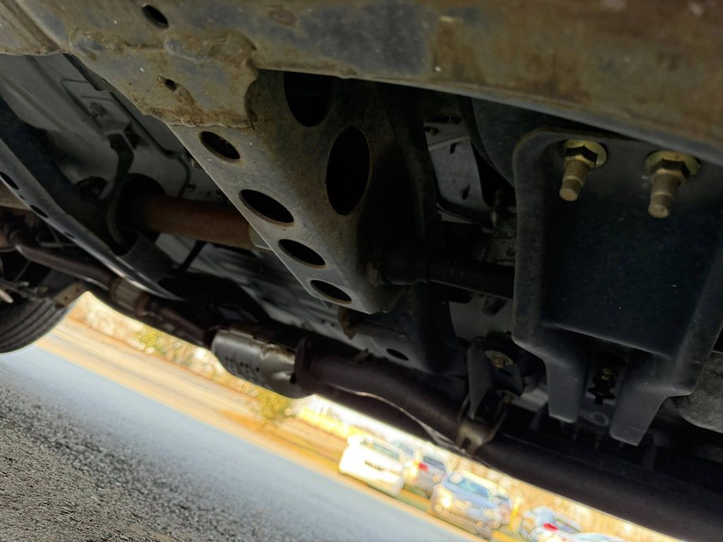 2003 Nissan Frontier Image 40