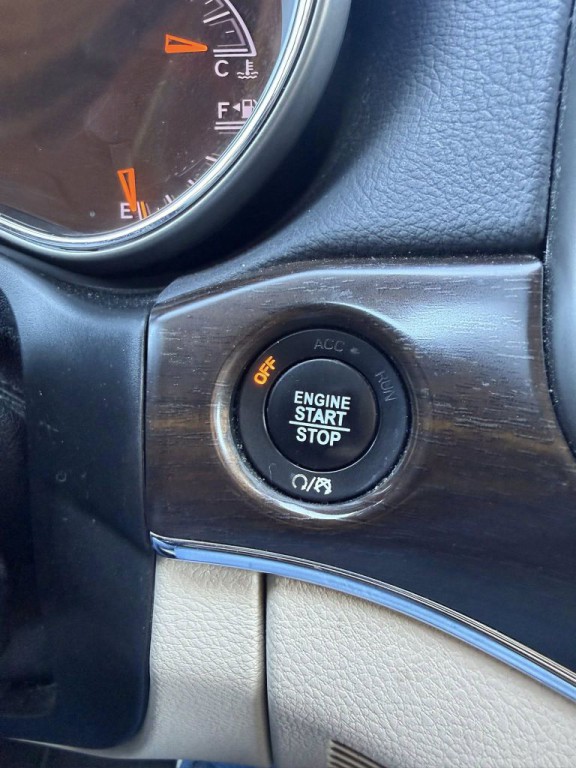 2018 Jeep Grand Cherokee Image 35