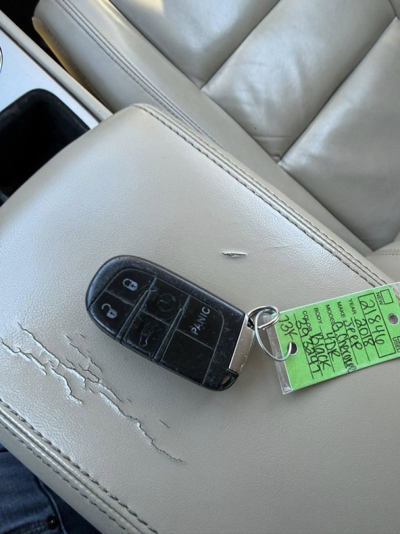 2018 Jeep Grand Cherokee Image 36