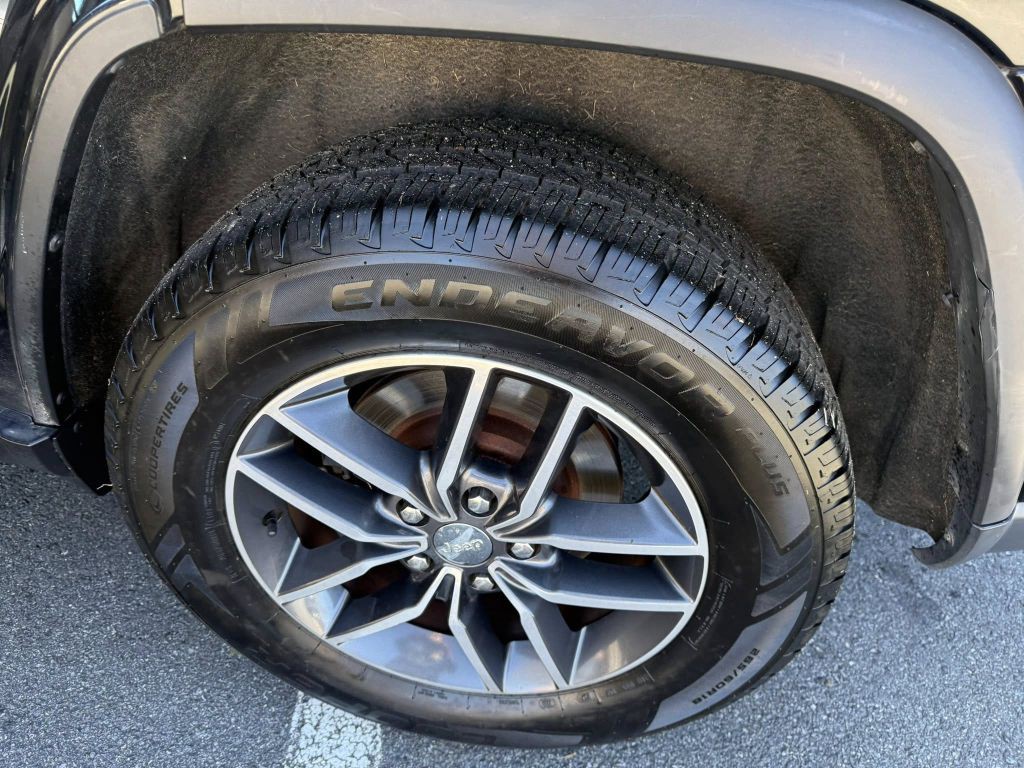 2018 Jeep Grand Cherokee Image 39