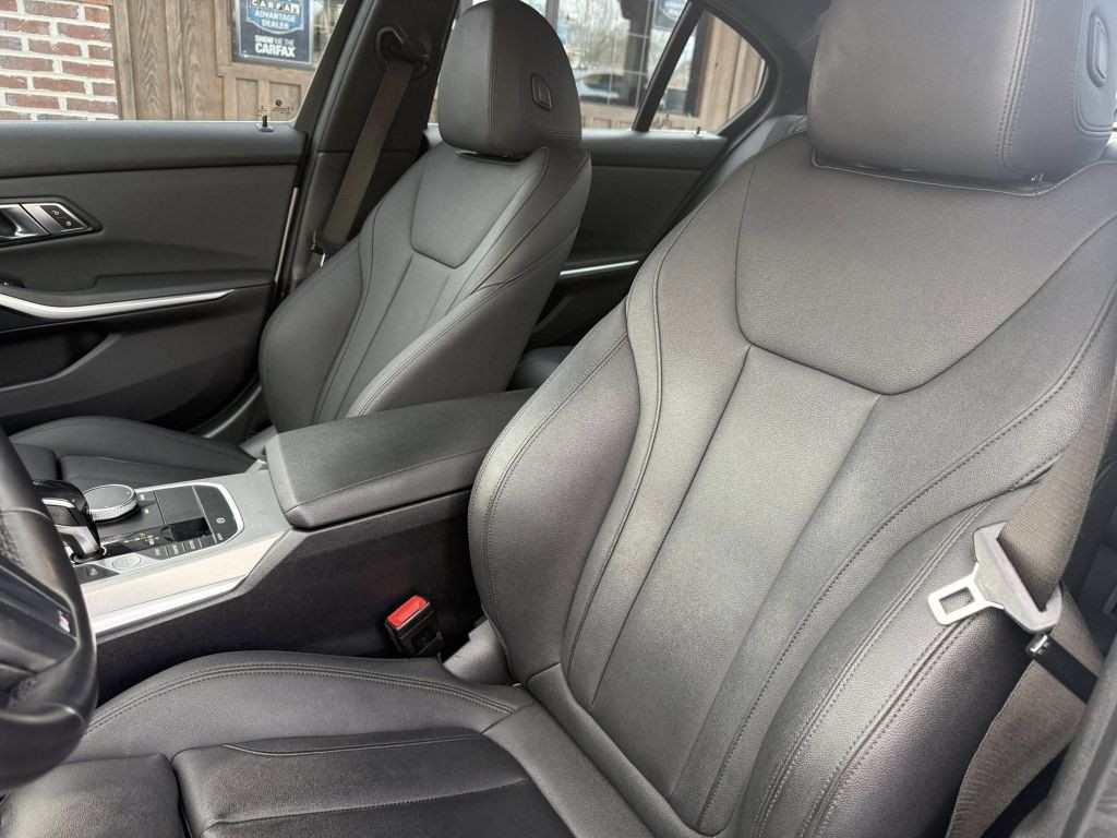 2020 BMW 3 Series Image 13