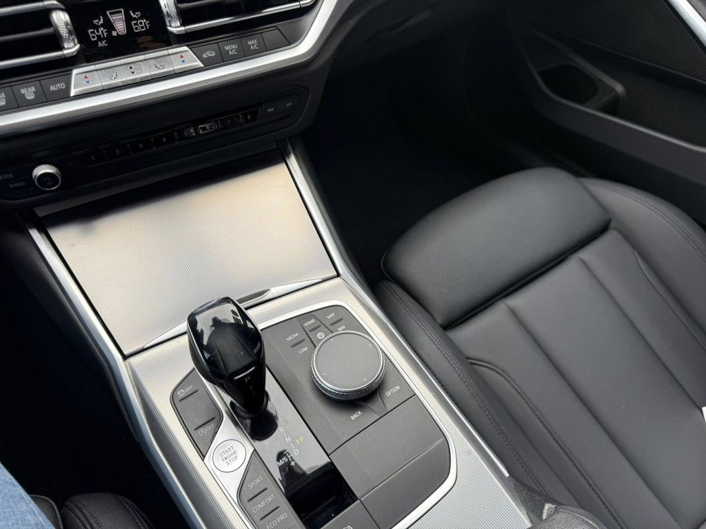 2020 BMW 3 Series Image 33