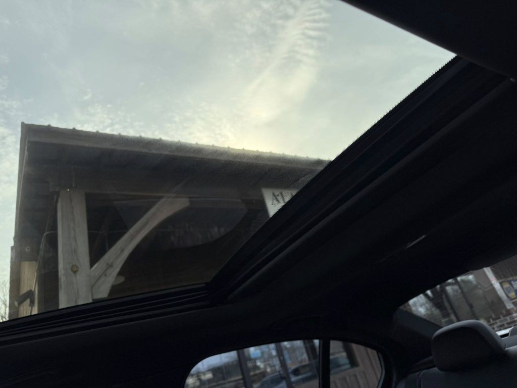 2020 BMW 3 Series Image 23