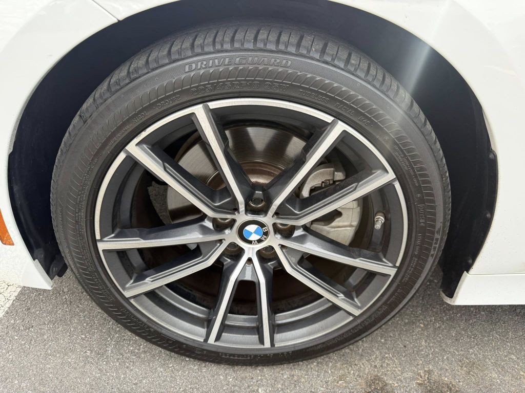 2020 BMW 3 Series Image 46