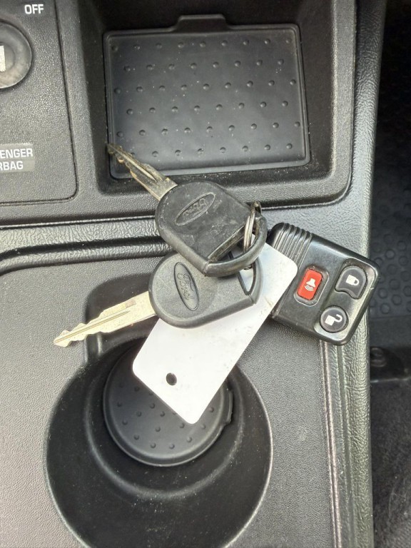 2004 Ford Ranger Image 26