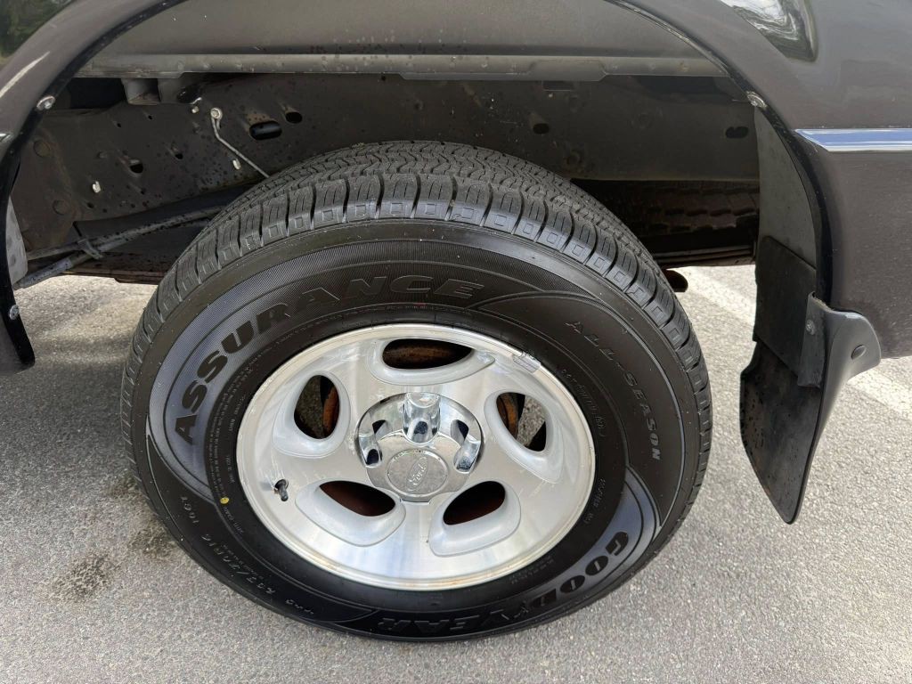 2004 Ford Ranger Image 28