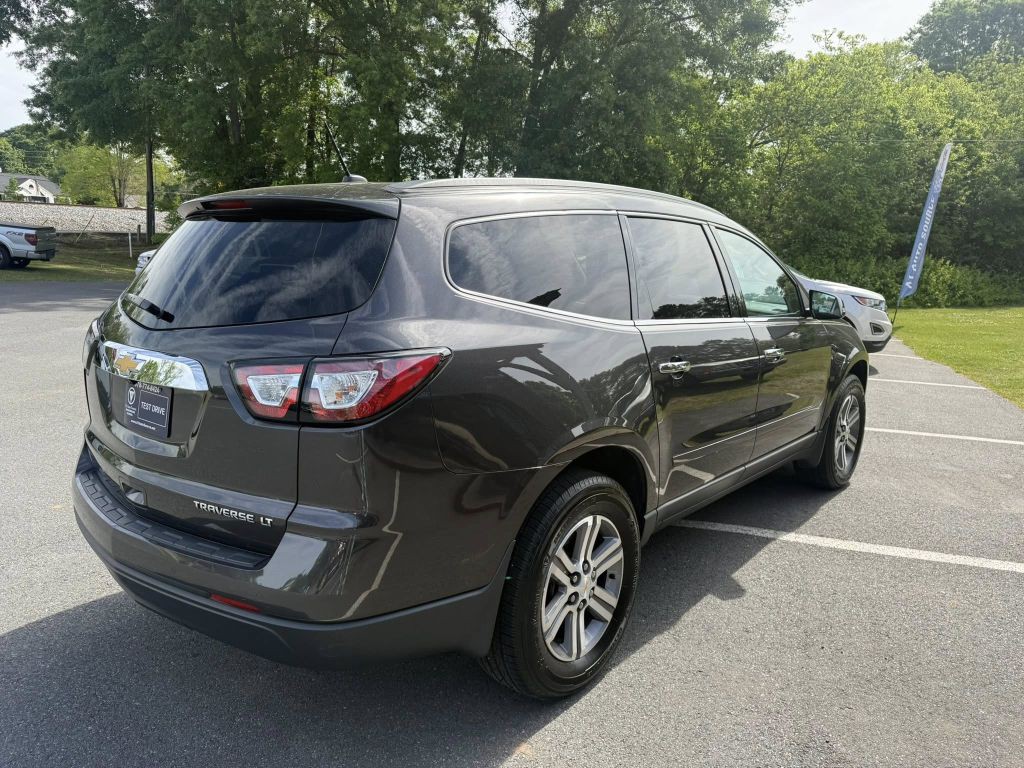 2015 Chevrolet Traverse Image 6