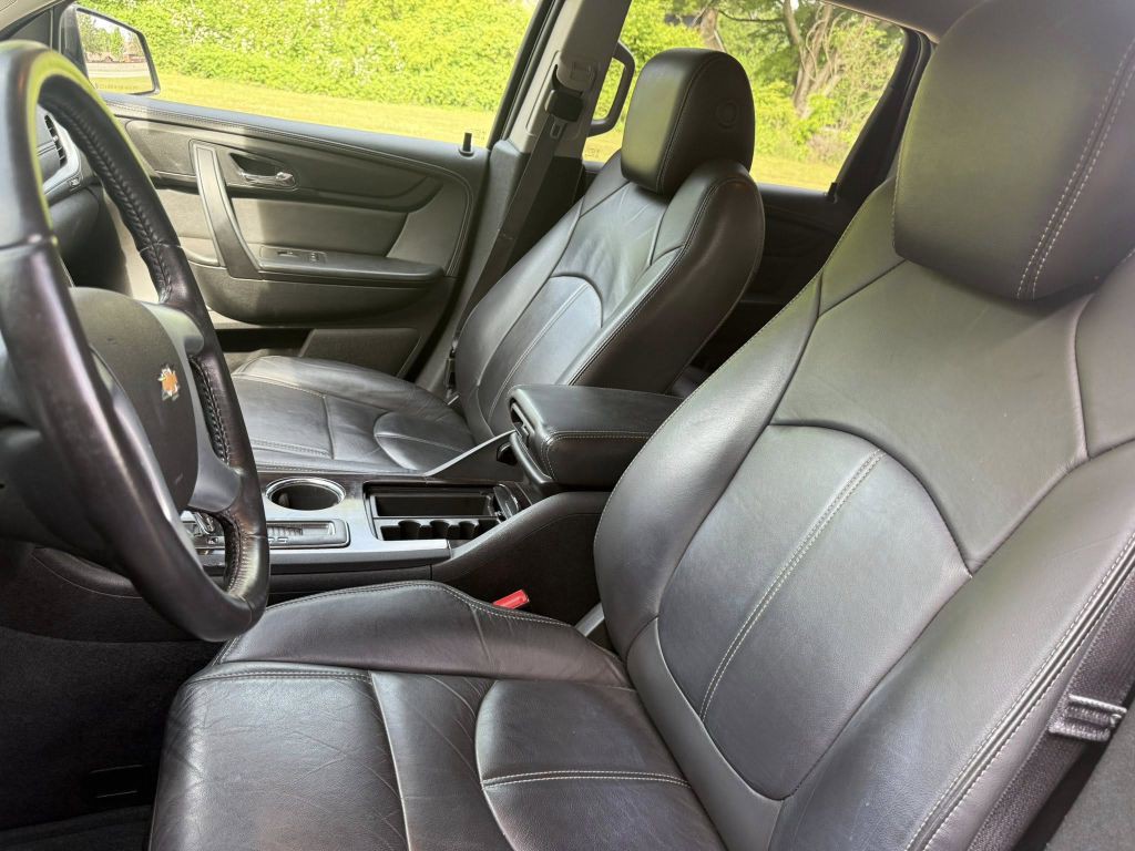 2015 Chevrolet Traverse Image 13