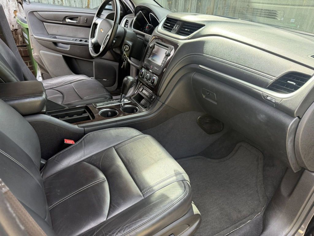 2015 Chevrolet Traverse Image 18