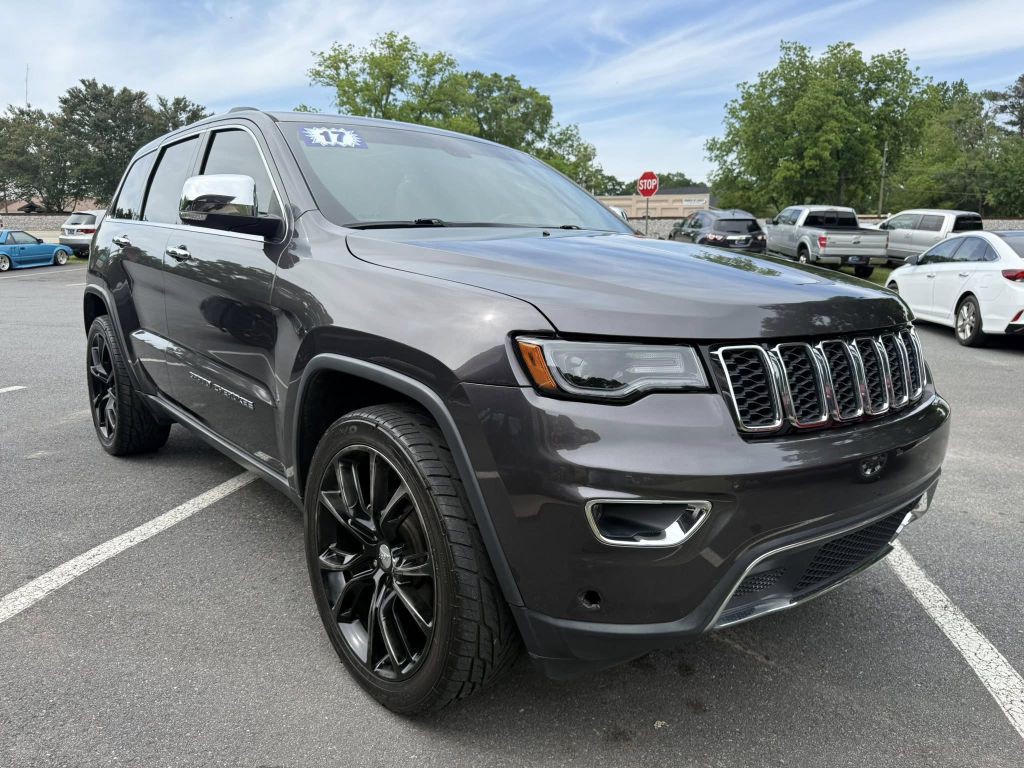 2017 Jeep Grand Cherokee Image 3