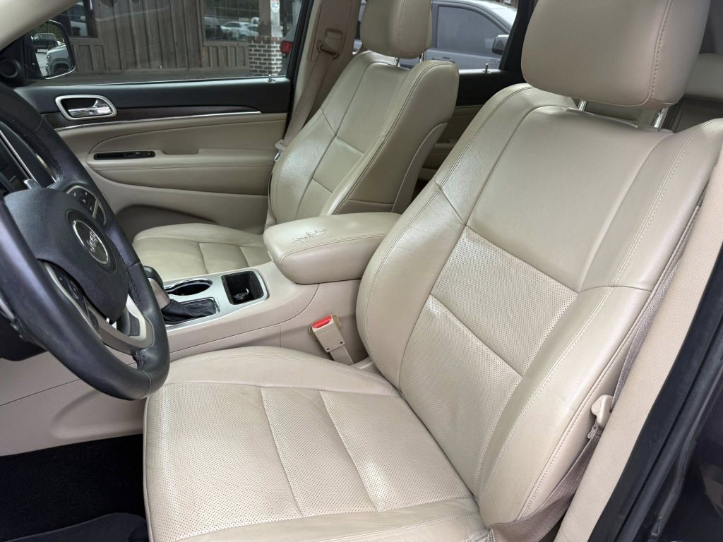 2017 Jeep Grand Cherokee Image 15