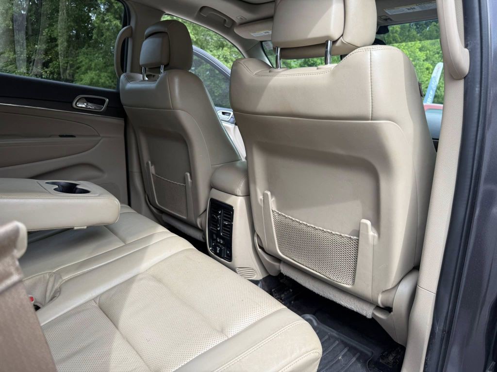 2017 Jeep Grand Cherokee Image 22