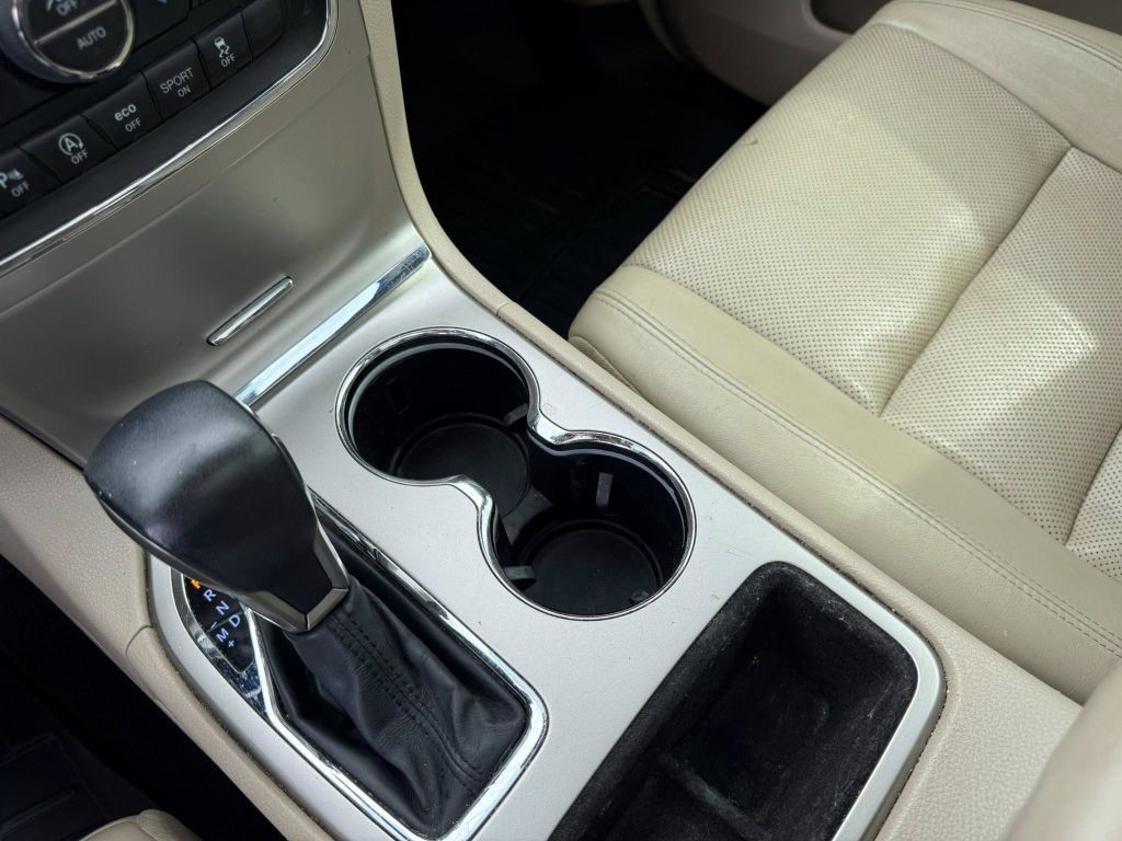 2017 Jeep Grand Cherokee Image 39