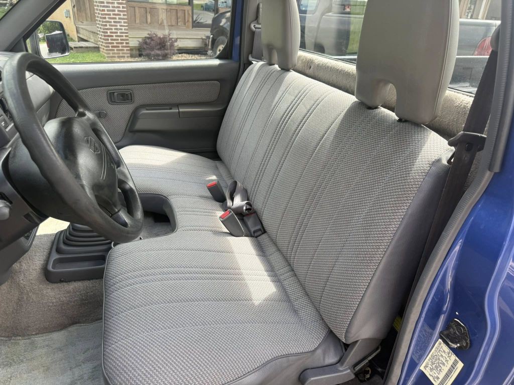 1998 Nissan Frontier Image 21