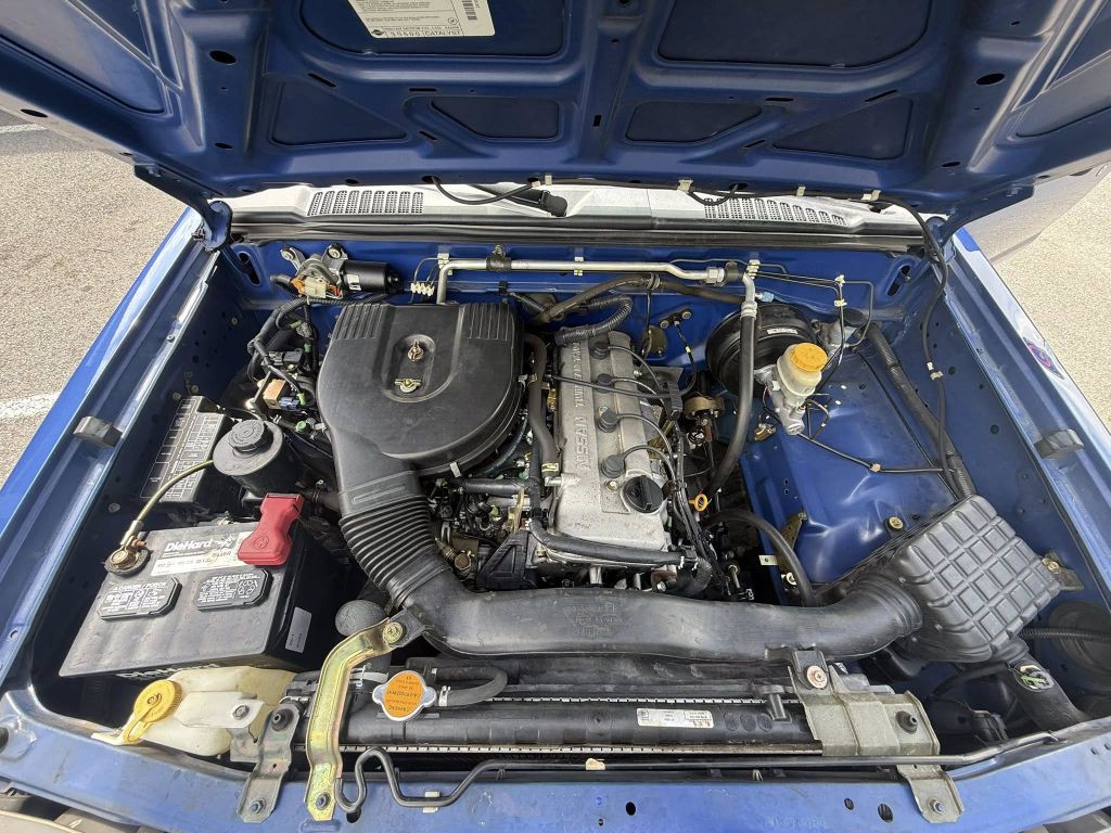 1998 Nissan Frontier Image 32