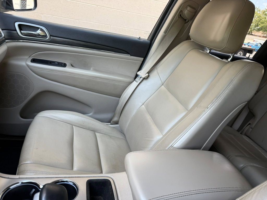 2019 Jeep Grand Cherokee Image 25