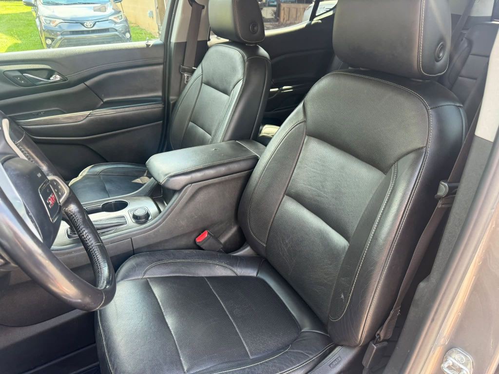 2019 GMC Acadia Image 21