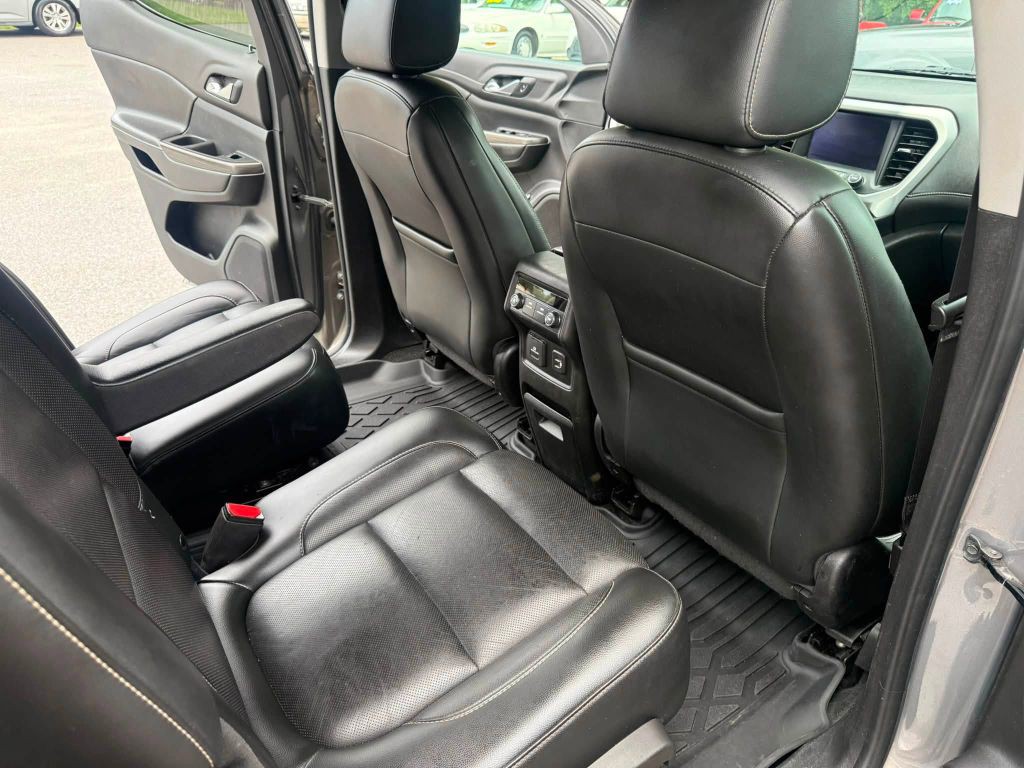 2019 GMC Acadia Image 25