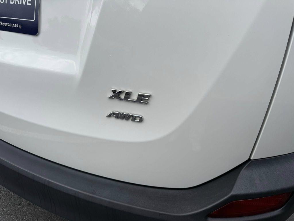 2013 Toyota Rav4 Image 4