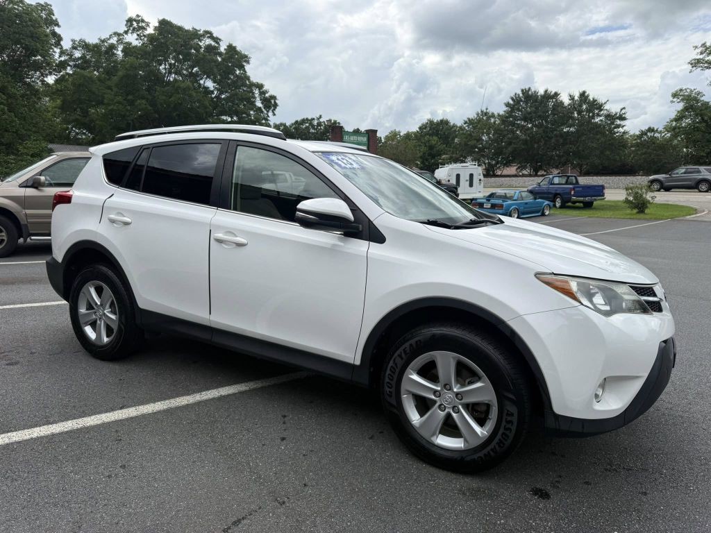 2013 Toyota Rav4 Image 6